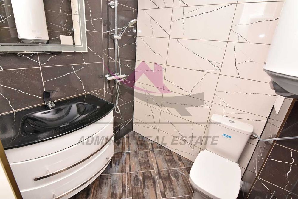 Продава се Двустаен апартамент в Варна, Аспарухово - 71 кв.м за 1620 €/кв.м - Снимка #4