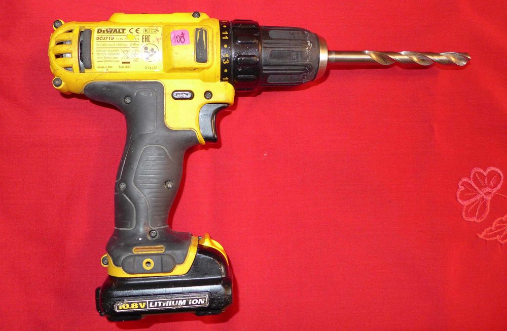 За ремонта на автомобила:100% работещи акумулаторни помощници