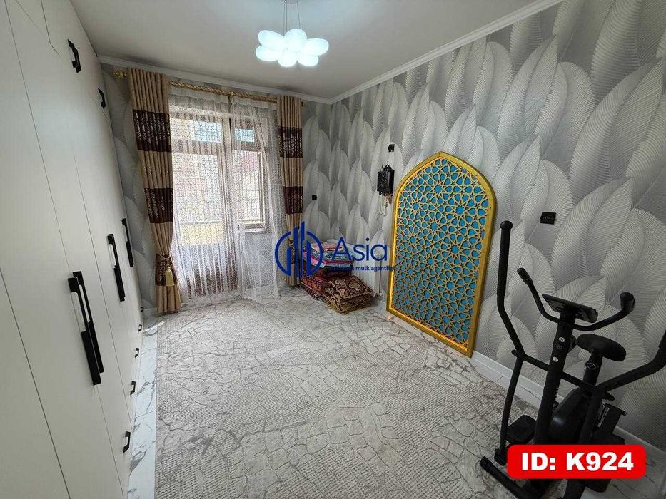 K924 Arzon narxda Media parkdan 3xxona 3etaj kvartira Srochna sotiladi