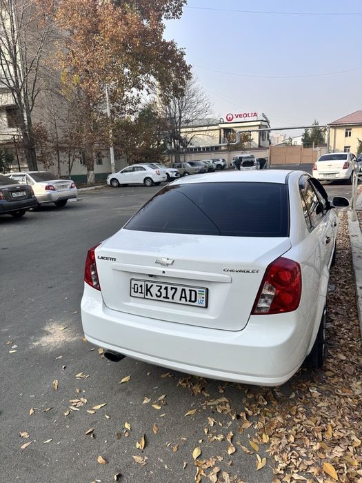 Lacetti 1.8 2010 пробег: 185.000