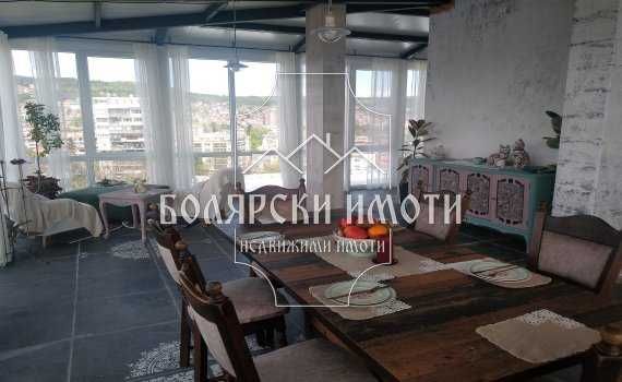 Продава се Тристаен апартамент в Велико Търново, Център - 230 кв.м за 1066 €/кв.м - Снимка #5