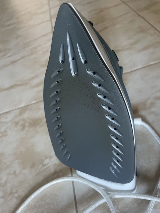 Fier de calcat Philips