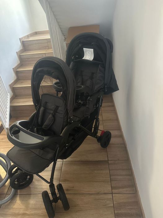 Carucior de copii cu 2 locuri