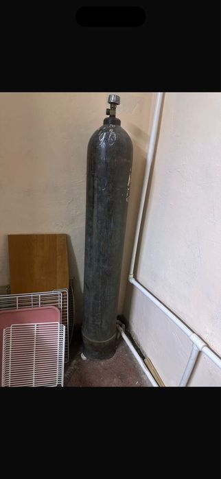 Продаю кислородный баллон