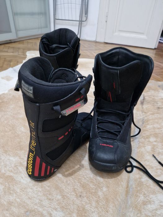 Vând boots Head,44