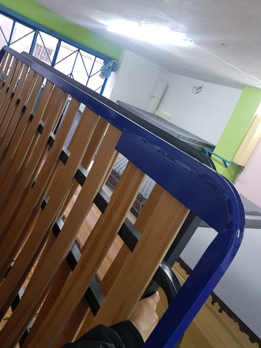 Подматрачни рамки метални и метални легла с крака