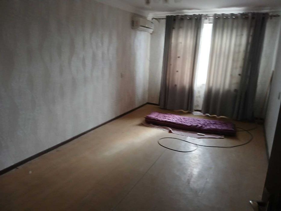 Г Самарканд БАМ 13 дом 4-х ком 2-й этаж своя квартира заходи живи