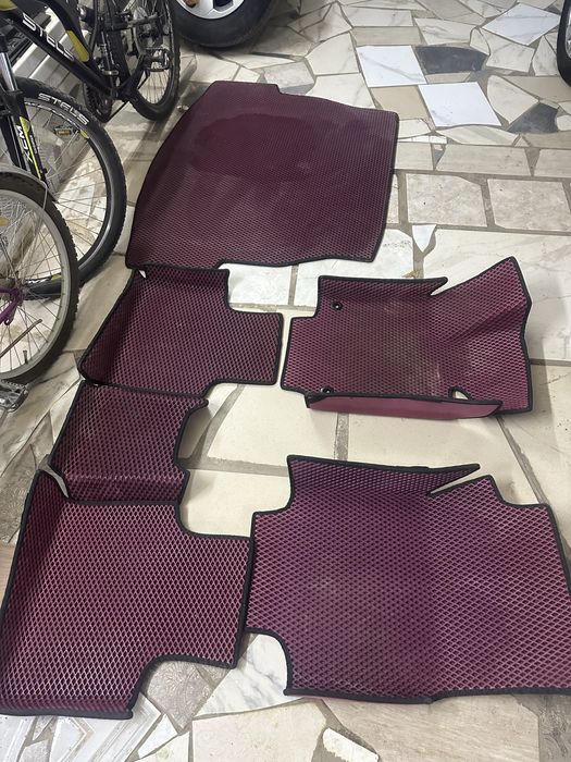 Чехлы на тойоту рав 4