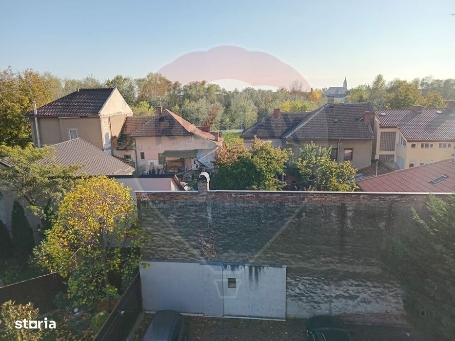 Apartament cu 2 camere de închiriat în zona Malul Muresului