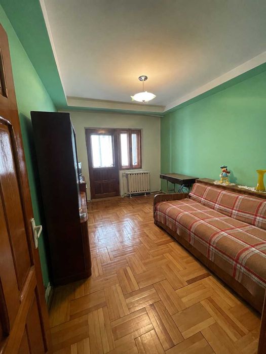 Vand apartament 3 camere, Onesti