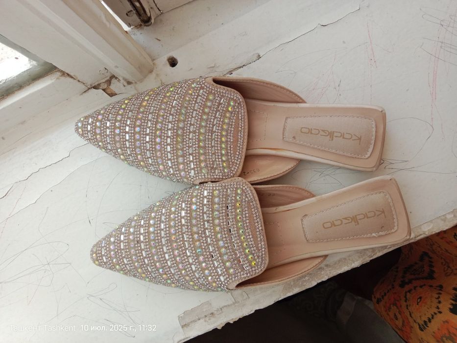 yangi Kelinlar uchun shippak