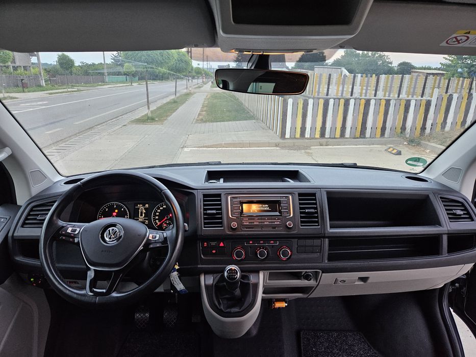 Volkswagen vw transporter 2.0 140 cai 2017 5 locuri