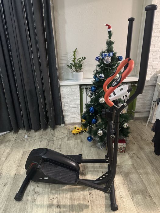 Эллиптический тренажор