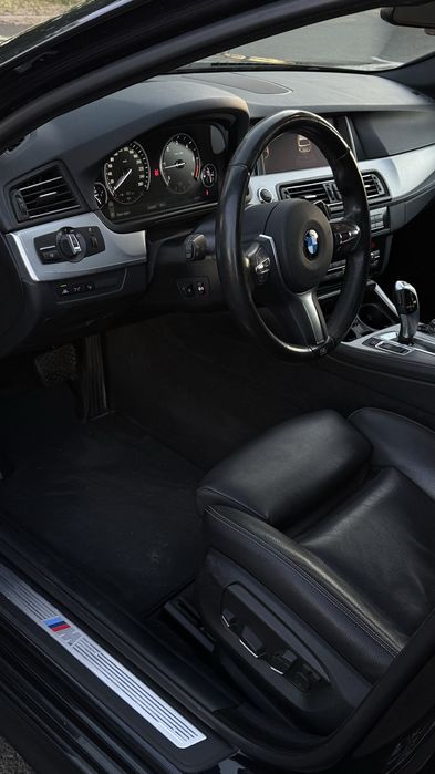 BMW Seria 5 F10 F11 520d b47 2016 Facelift M pachet Panoramic Confort