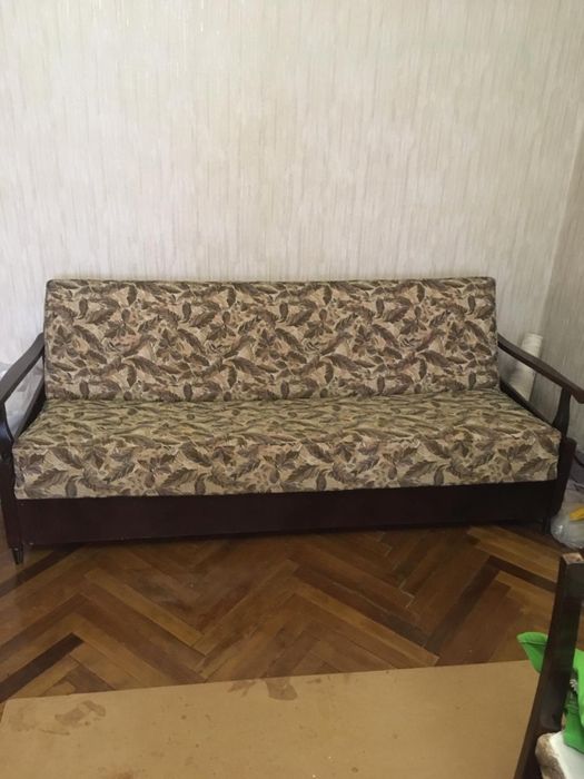 Диван (раскладывается) чистое дерево