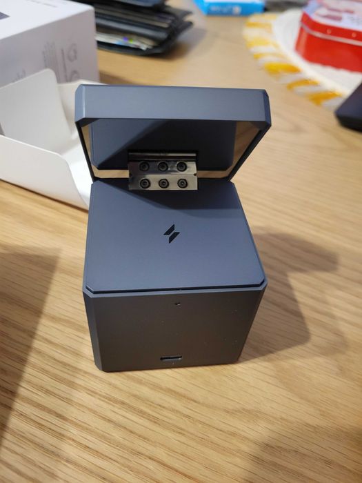 Anker зареждащо кубче 3в1 - Apple Watch, iPhone, Airpods с MagSafe