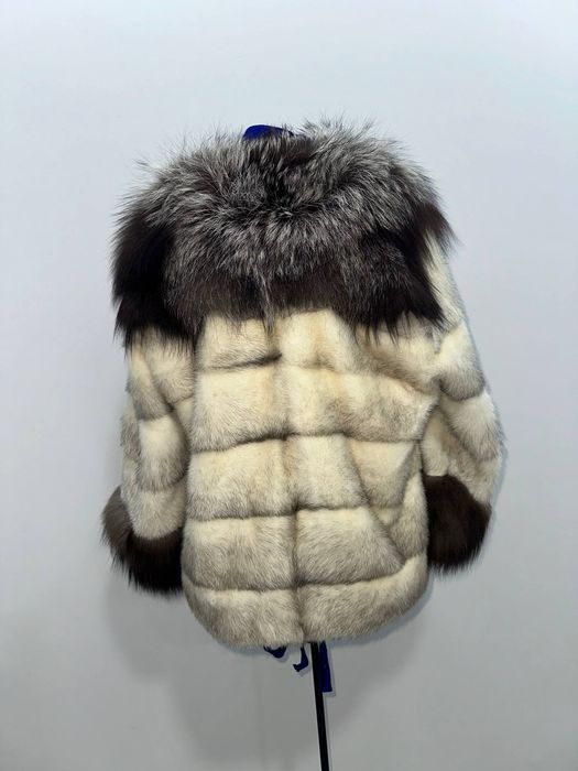 Натуральная норковая шуба с мехом чернобурки.шикарные