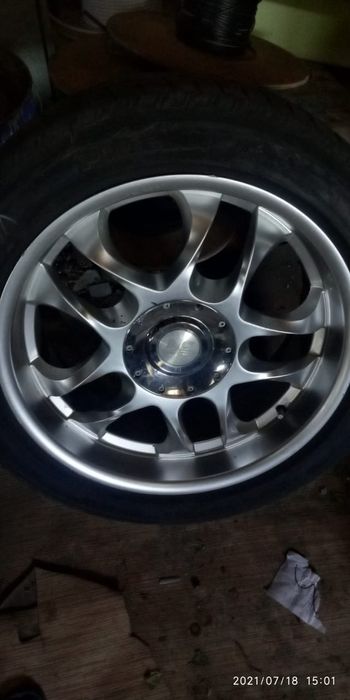 Продам Диски на авто срочно