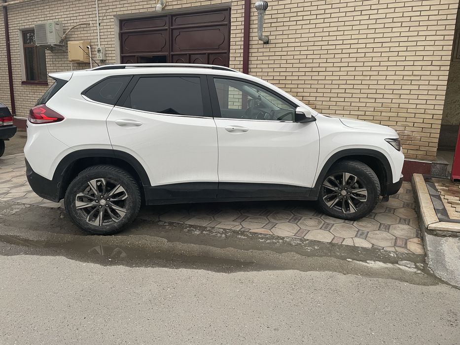 Tracker 2020 Xitoy ideal