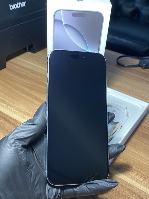 iPhone 16 Pro Max • 256 GB • White Titanium