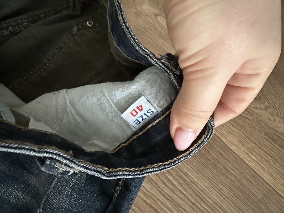 Продам новые джинсы