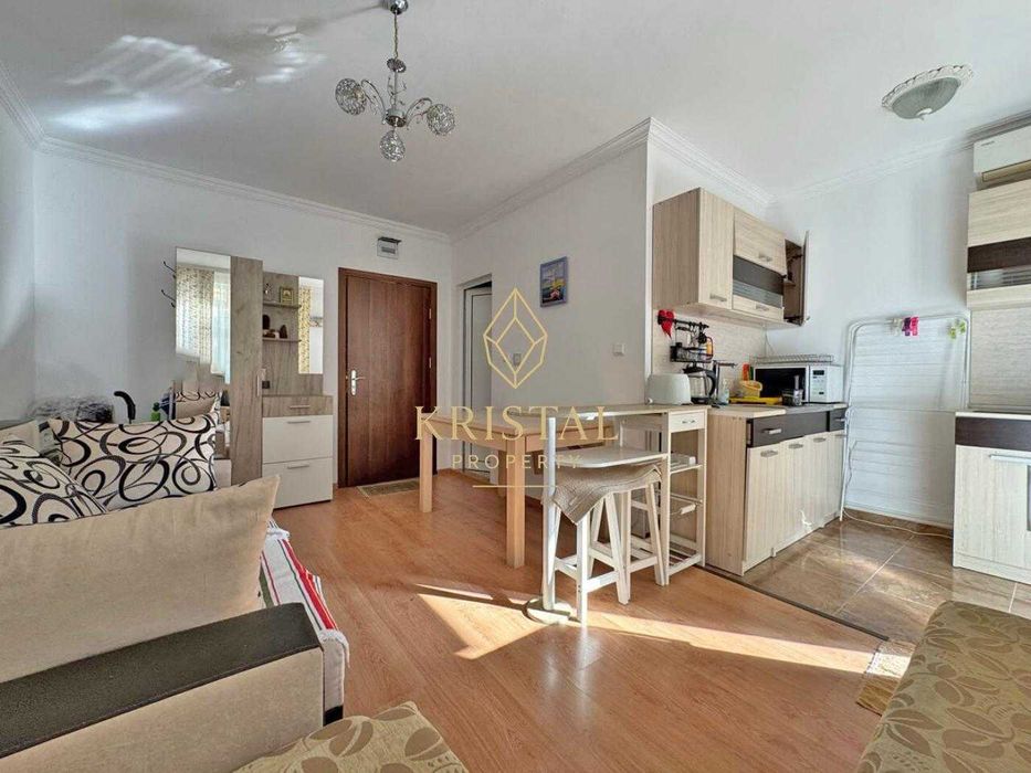 Страхотна оферта. Просторно студио в жилищен комплекс в Слънчев Бряг