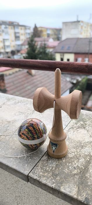 Kendama Krom Noia 5 semnată de XRemus.