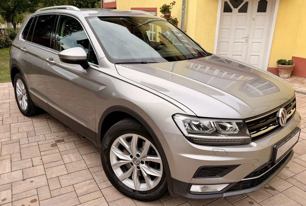 VW Tiguan Highline 2.0 TDI 190 CP 4Motion DSG, 2017, full LED, ACC bord digital