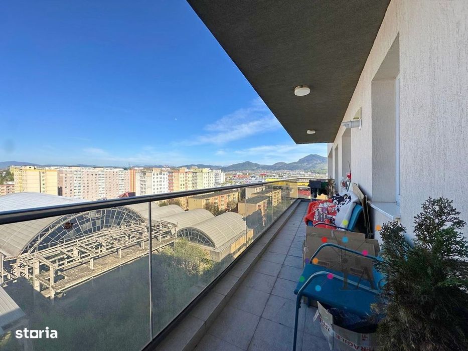 3 camere modern în Urban Plaza – mobilat complet + parcare inclusă