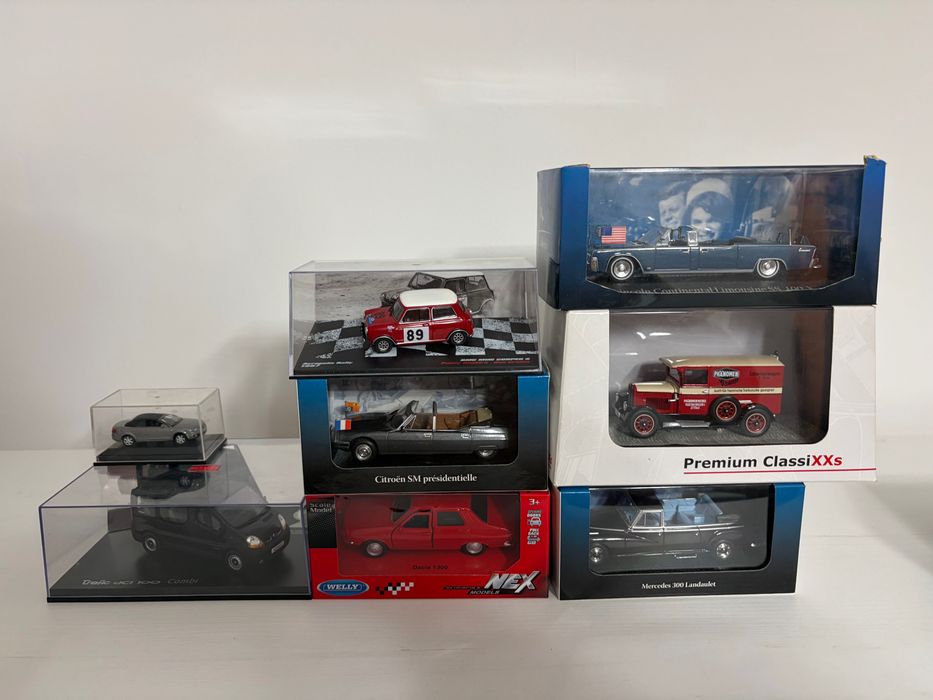 Machete auto 1:43