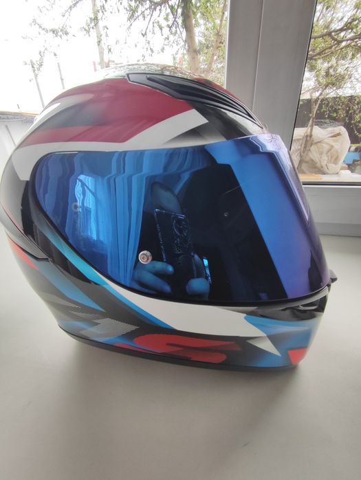 Продам мото шлем