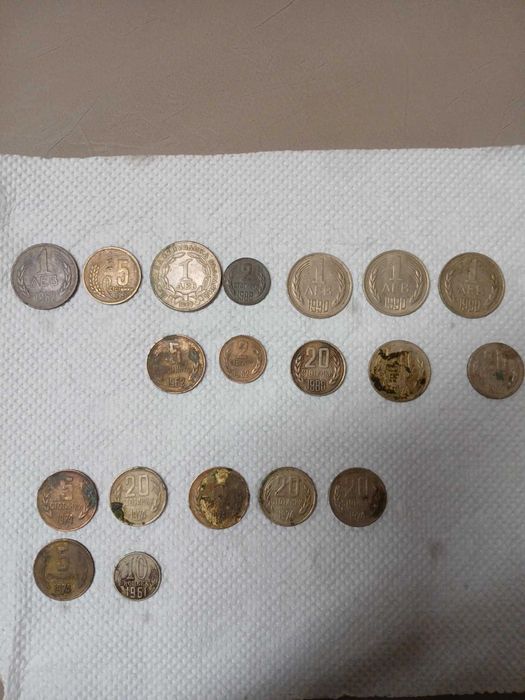 български монети