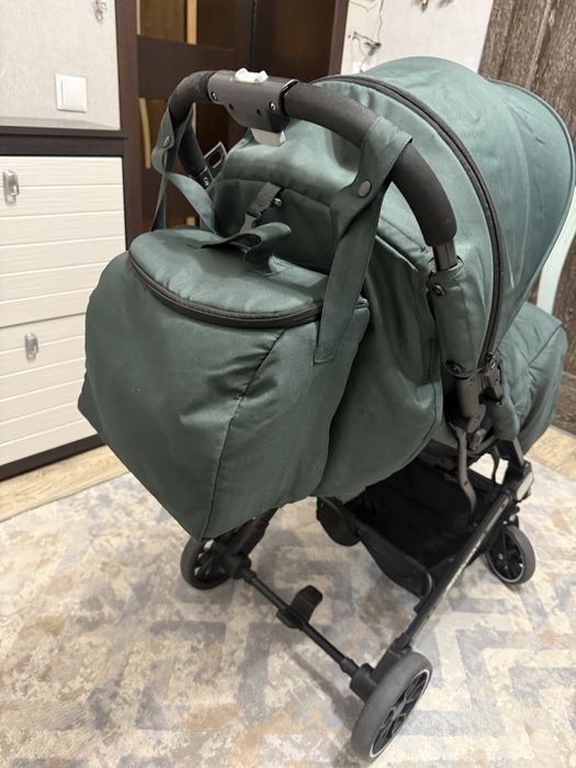 Продам детскую коляску