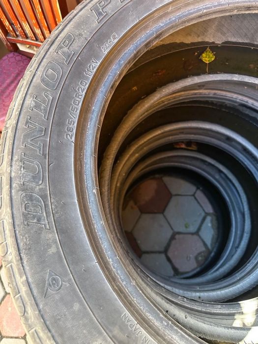 Продам автомобильные шины Dunlop