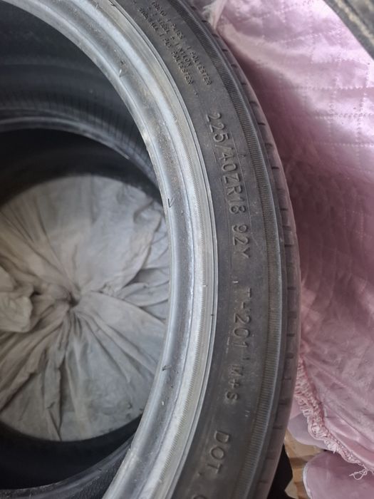 Продам шины traingle