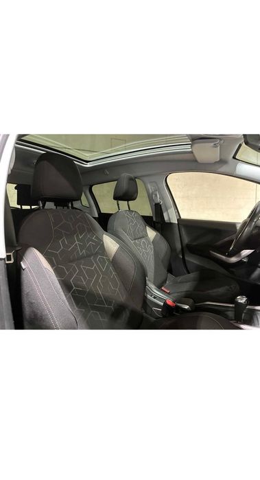 Peugeot 2008 1,2puretech evti automat