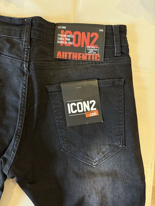 Pantaloni scurti DSQ2