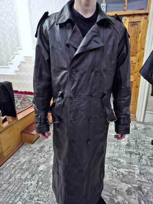 Чисто корейский мужской кожаный плащ сатылады