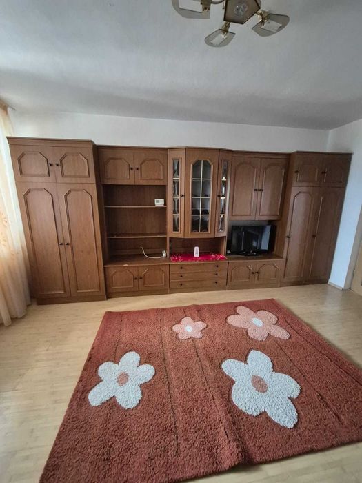 Ofer spre inchiriere aceasta garsoniera