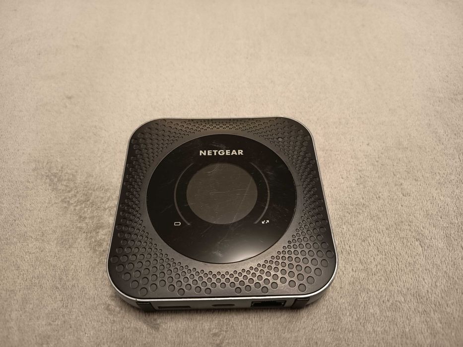 Router Wireless Netgear Nighthawk M1 MR1100 HotSpot 4G LTE DualBand