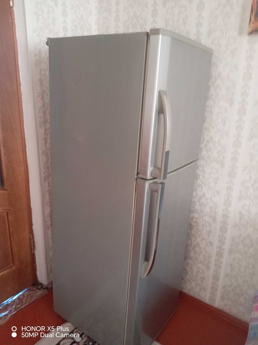 Холодильник б/у рабочий