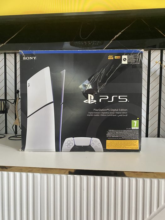 Продам Sony PS5 Slim