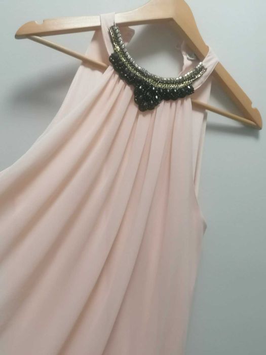 официална рокля за прекрасни поводи