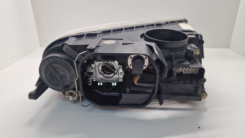 ТОП - VW Touareg xenon far lyav преден ляв ксенон фар Туарег