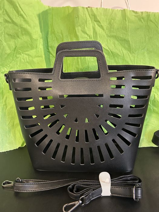 Дамски черни чанти