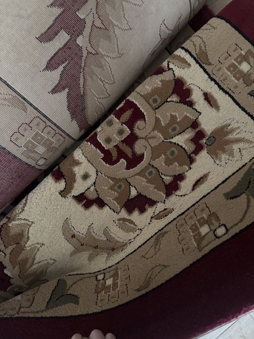 Продам ковер большой