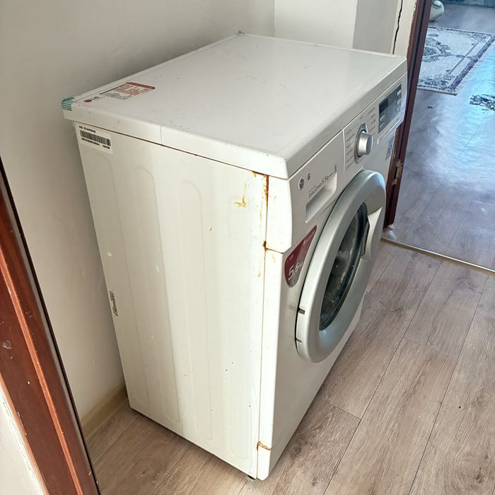 Продам стиральную машину