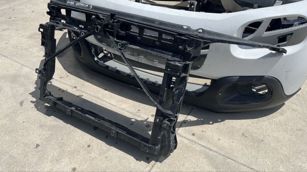 2 броя Очиларка Skoda Octavia 3 2012-