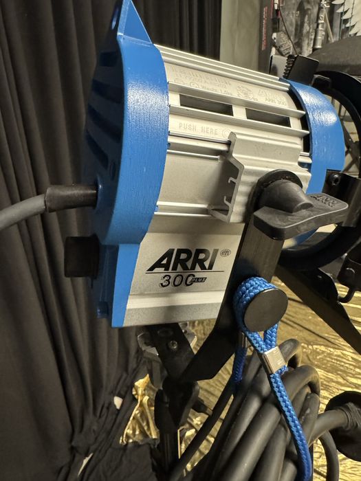 Arri 300 plus осветление