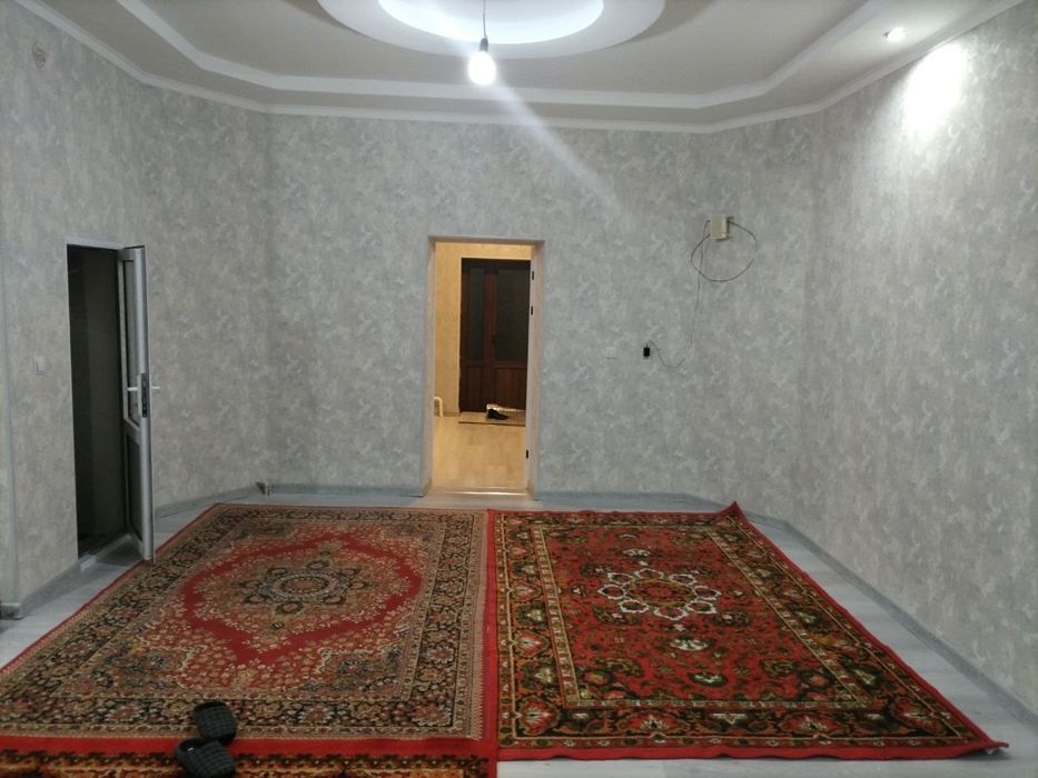 Uy sotiladi 5.5 sotx